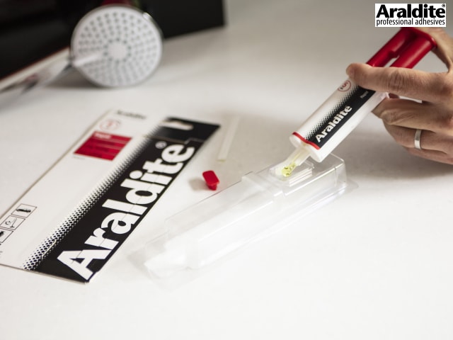 Araldite® Rapid Epoxy Syringe 24ml