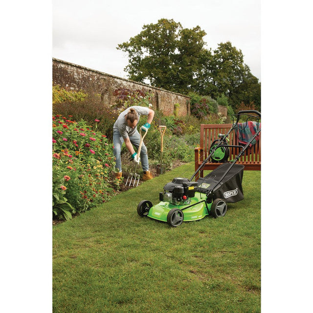 Draper Tools Self-Propelled Petrol Lawn Mower, 460mm, 150Cc/3.6Hp