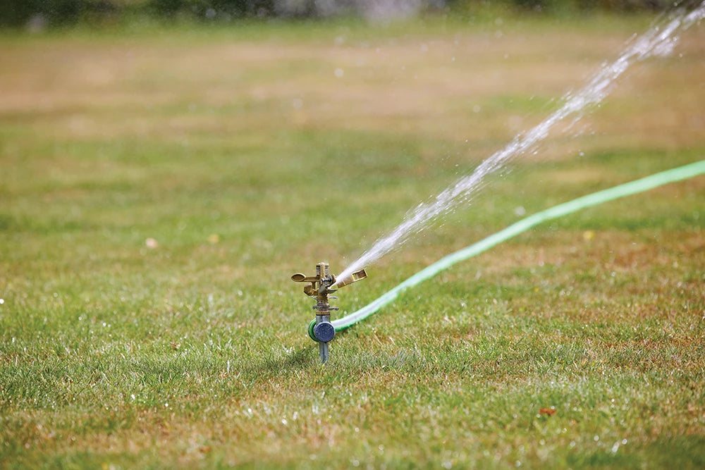 Silverline Spiked Impulse Sprinkler