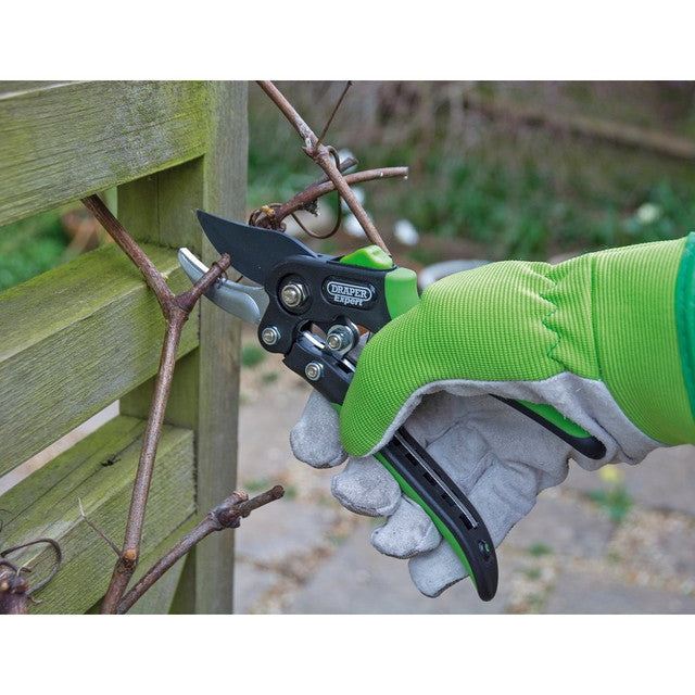 Draper Tools Bypass Pattern Secateurs, 200mm