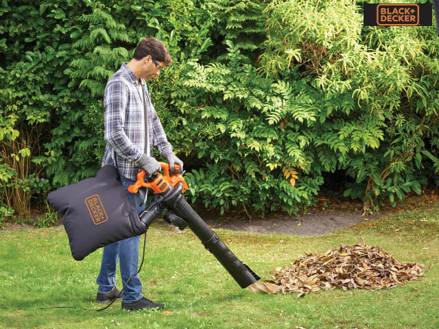 BLACK + DECKER BEBLV260 3-in-1 Electric Leaf Blower 2600W 240V