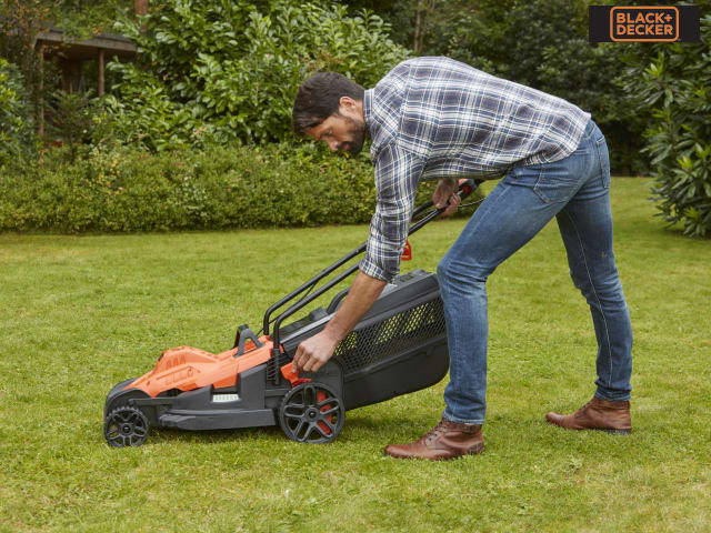 BLACK + DECKER BEMW481BH Mower with Bike Handle 42cm 1800W 240V