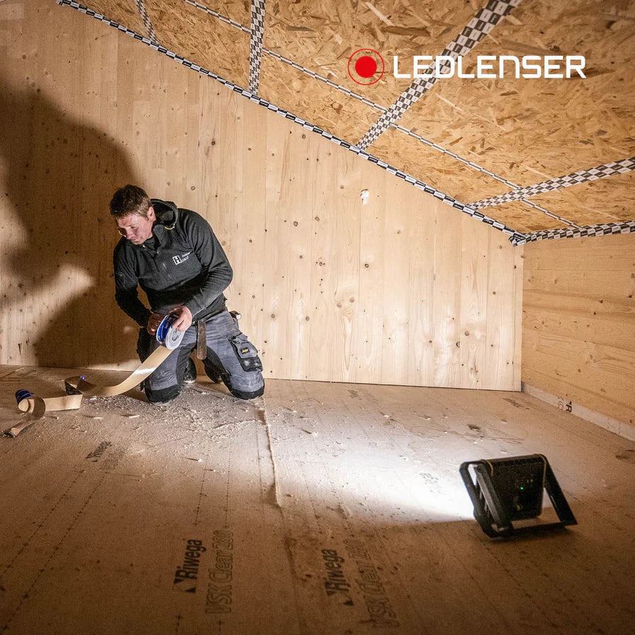 Ledlenser AF8R WORK Rechargeable Area Floodlight (4000lm)