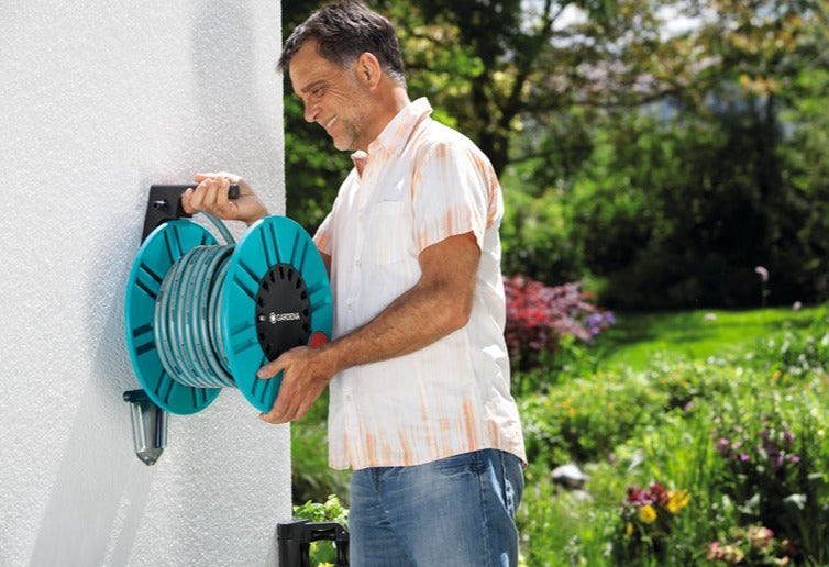 Gardena Classic Wall-fixed Hose Reel 60 with Hose Guide