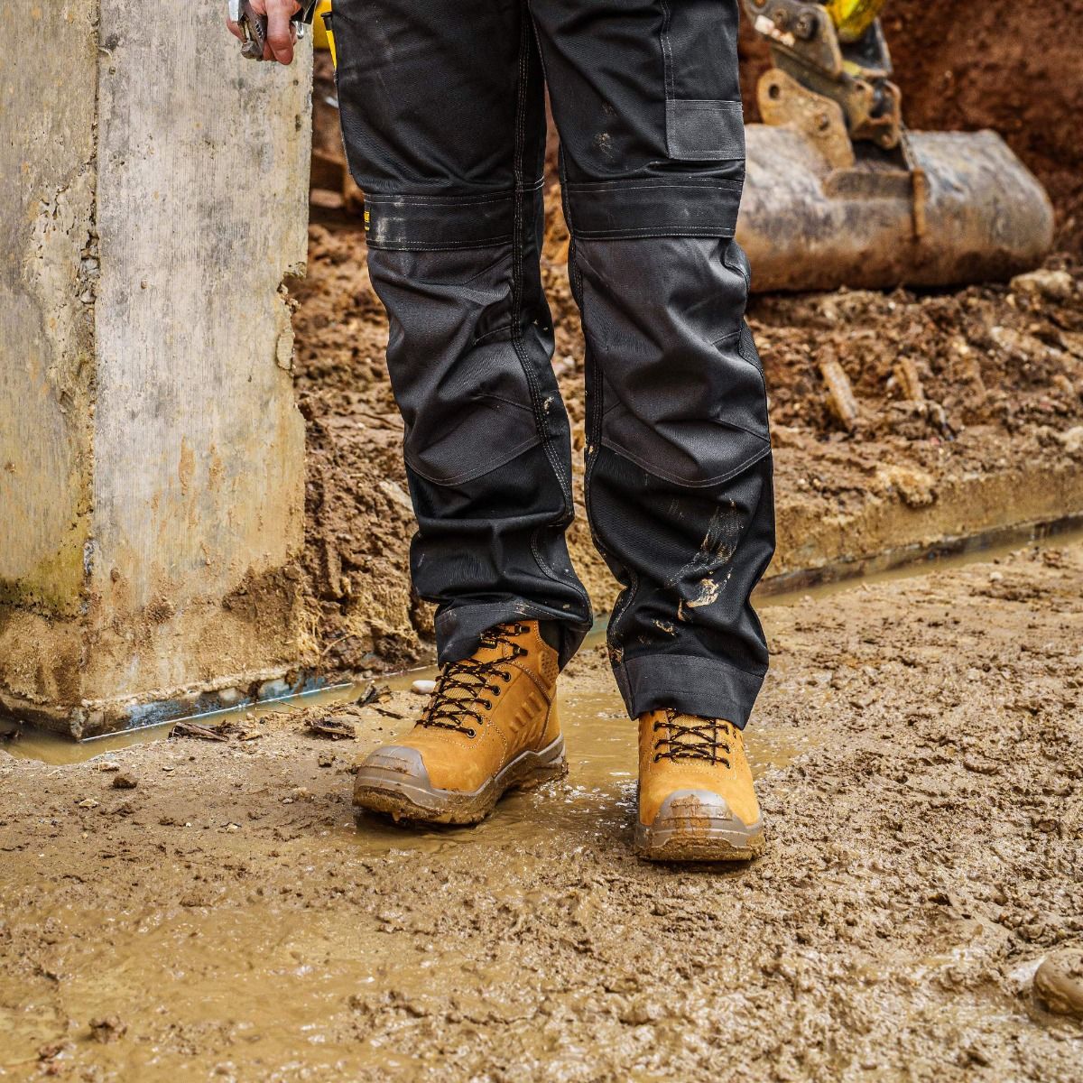 DeWalt Nubuck Safety Boot Waterproof