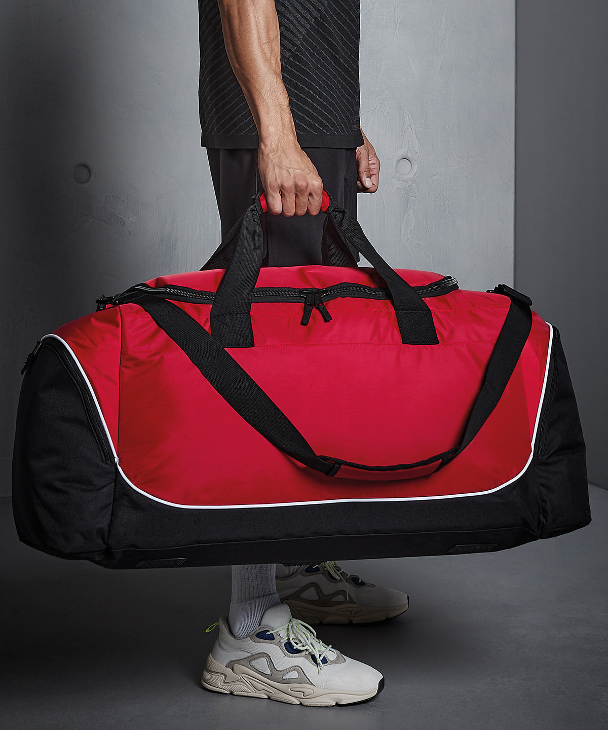 Quadra Teamwear Jumbo Kit Bag