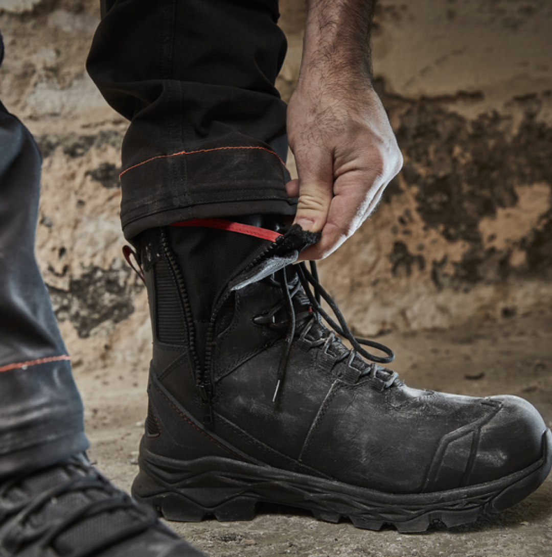 Helly hansen safety shoes clearance